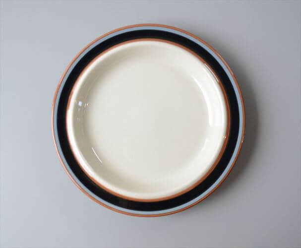 ARABIA アラビア Taika 17cm プレート お皿 タイカ 北欧食器 フィンランド 北欧 ヴィンテージ アンティーク_260422