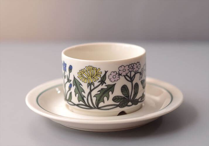 ARABIA アラビア Flora カップ＆ソーサー フローラ Esteri Tomulaの名作 北欧 ヴィンテージ アンティーク