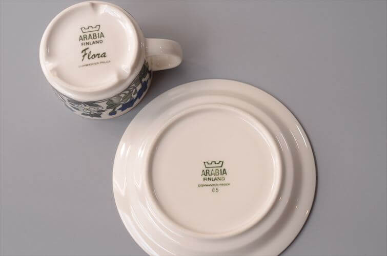 ARABIA アラビア Flora カップ＆ソーサー フローラ Esteri Tomulaの名作 北欧 ヴィンテージ アンティーク