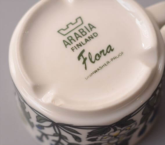 ARABIA アラビア Flora カップ＆ソーサー フローラ Esteri Tomulaの名作 北欧 ヴィンテージ アンティーク