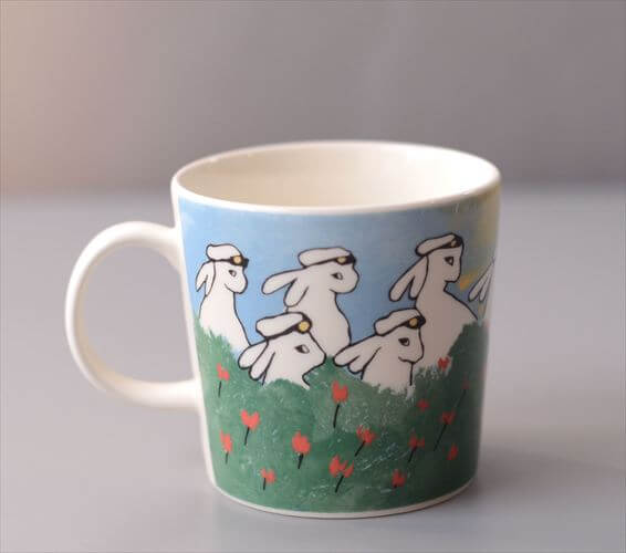 ARABIA Helja Liukko-Sundstrom 2008年 Graduate Bunny マグカップ アラビア ヘルヤ 卒業バニー ウサギ 北欧 ヴィンテージ