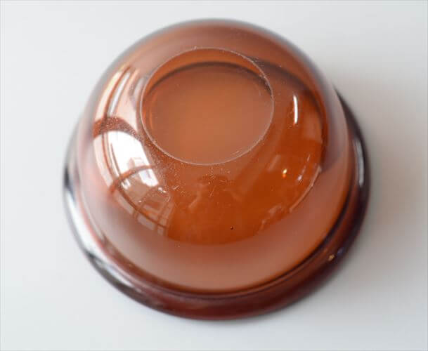 フィンランド製 Nuutajarvi Luna ガラスボウル ブラウン φ11cm ヌータヤルヴィ ルナ Kaj Franck 北欧 食器 ヴィンテージ_260428