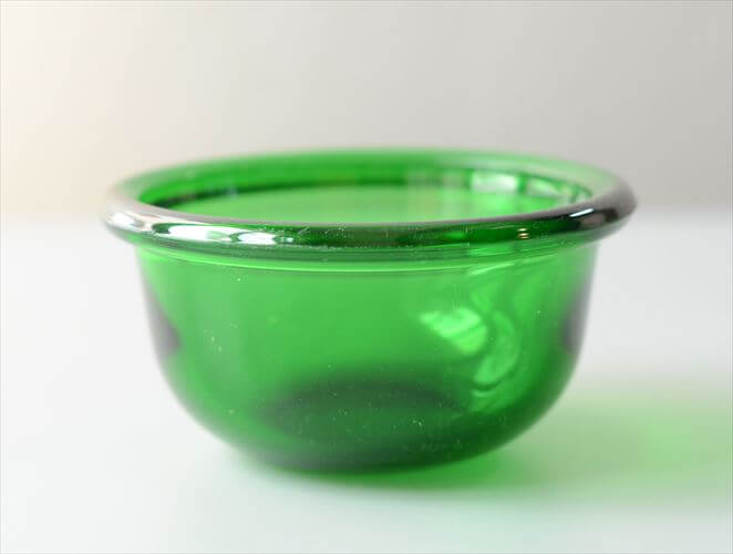 フィンランド製 Nuutajarvi Luna ガラスボウル グリーン φ11cm ヌータヤルヴィ ルナ Kaj Franck 北欧 食器 ヴィンテージ_260428