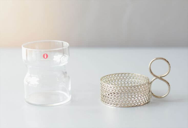 ラベル残! iittala イッタラ Tsaikka ツァイッカ グラスカップ クリア×シルバー ホルダー ガラス 北欧 ヴィンテージ_260522