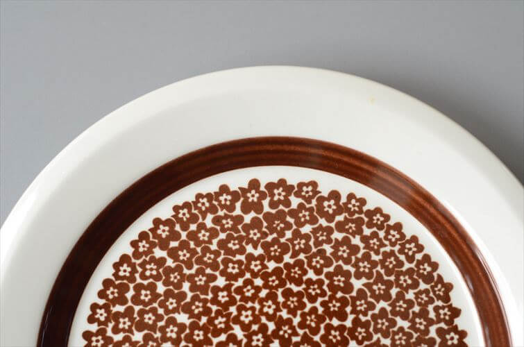 ARABIA アラビア faenza 17cm プレート お皿 ファエンツァ 北欧 食器 フィンランド 陶器 ヴィンテージ アンティーク_260728