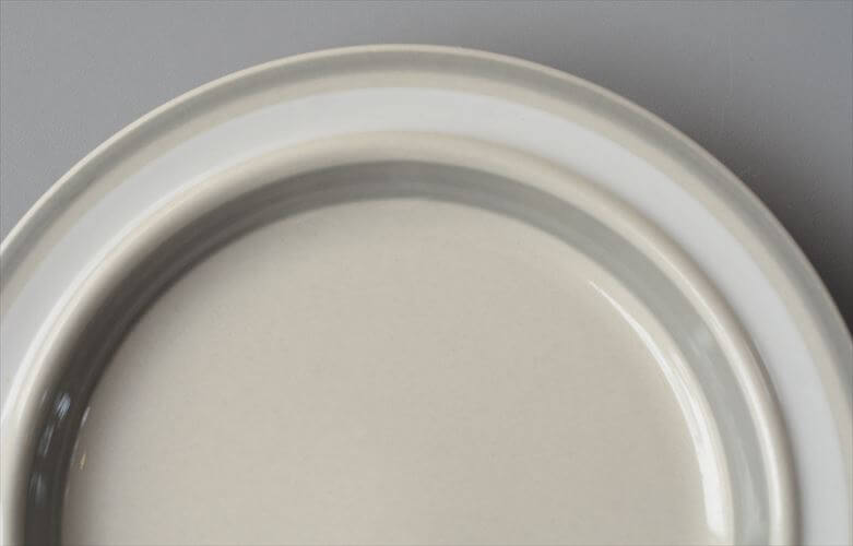 ARABIA アラビア Salla 17cm プレートお皿 サラ サーラ 北欧食器 フィンランド ヴィンテージ アンティーク_260915