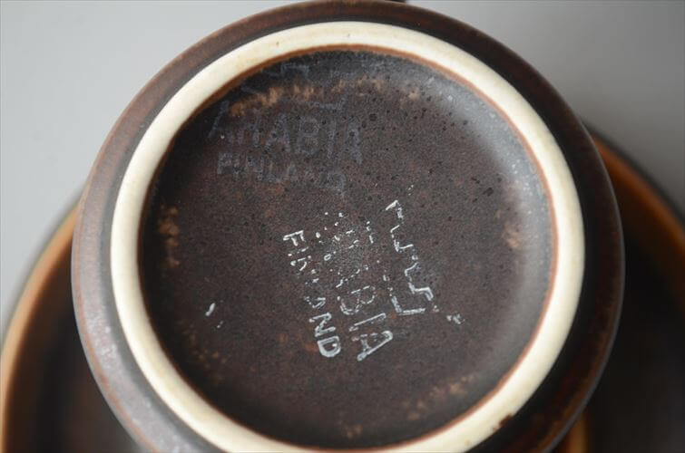 ARABIA アラビア ルスカ カップ＆ソーサー Ruska 7.5cm高 小サイズ 北欧食器 フィンランド 陶器 北欧 ヴィンテージ アンティーク_260930