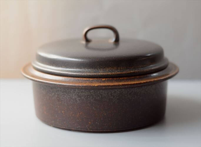 ARABIA アラビア Ruska 大きめ 蓋つきボウル キャセロール 23cm ココット型 ルスカ 北欧 食器 フィンランド 陶器 ヴィンテージ アンティーク_261007